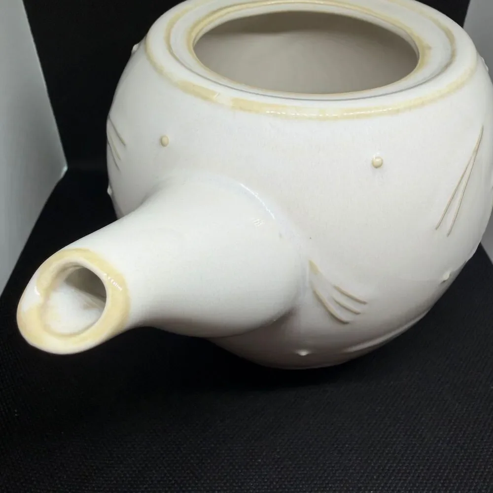 Marjolein Bastin Hallmark Ceramic Teapot Nature Sketchbook Holly Berry Vintage
